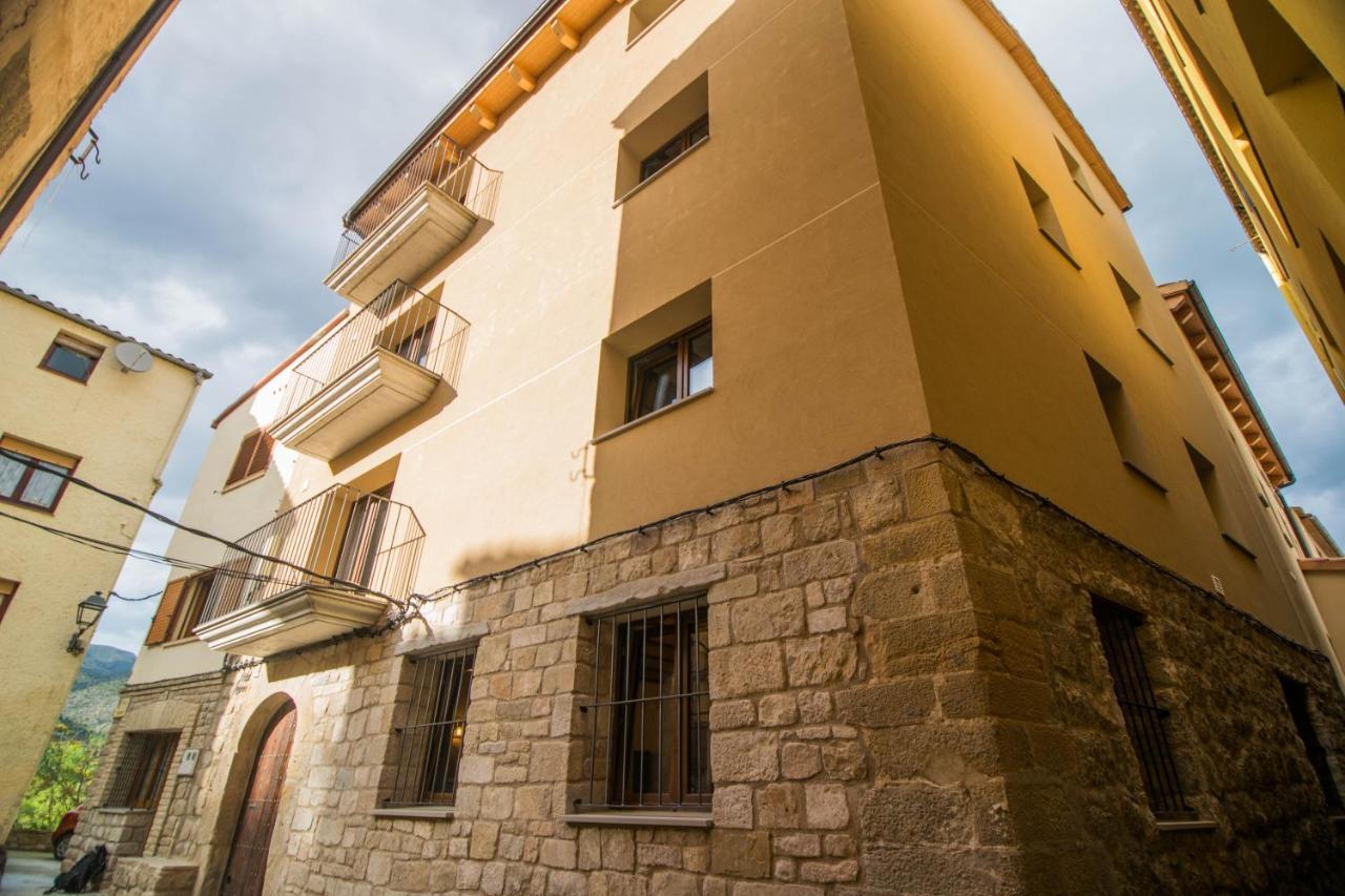 Cal Negret Rural Apartment Alos de Balaguer